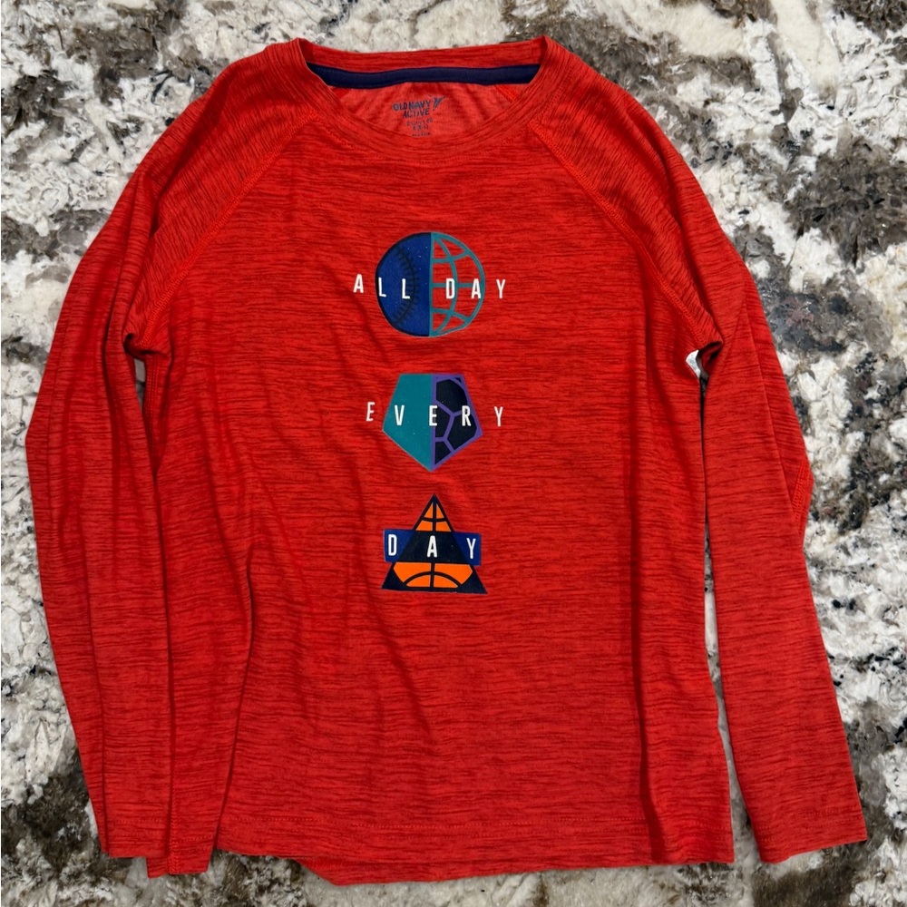 Old Navy Red Long Sleeve Kids Tee